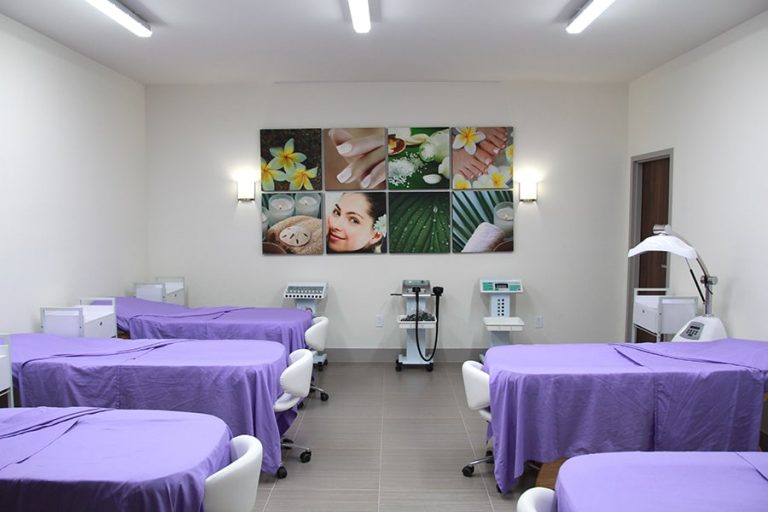 Hialeah campus massage and spa salon